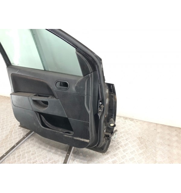 Дверь передняя левая бу для Ford Fiesta 5 1.3 i,  2008 г.