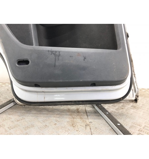 Дверь задняя левая бу для Volkswagen Touran  1.9 TDi,  2007 г.