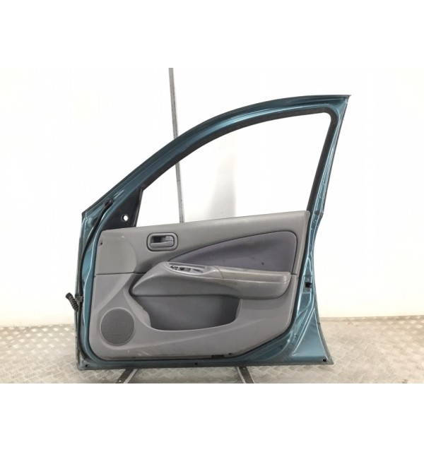 Дверь передняя правая бу для Nissan Almera N16 1.5 i,  2003 г.