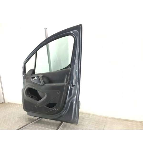 Дверь передняя правая бу для Peugeot Partner  1.6 HDi,  2011 г.