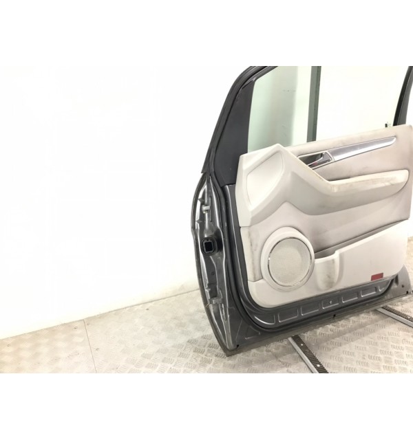 Дверь передняя правая бу для Mercedes B W245 2.0 CDi,  2008 г.