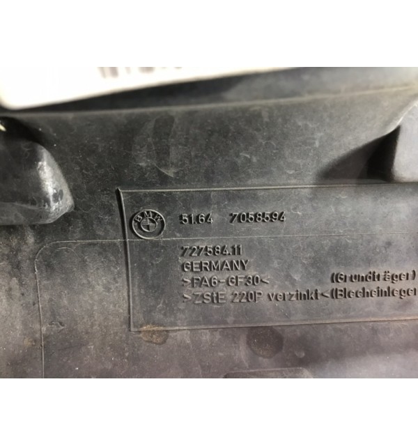 Панель передняя (телевизор) бу для BMW 3 E90/E91/E92/E93 2.0 TD,  2009 г.
