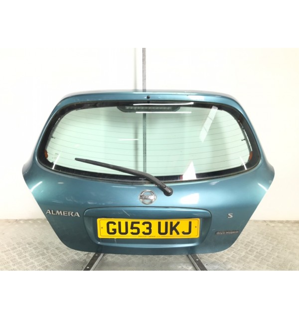 Крышка багажника бу для Nissan Almera N16 1.5 i,  2003 г.