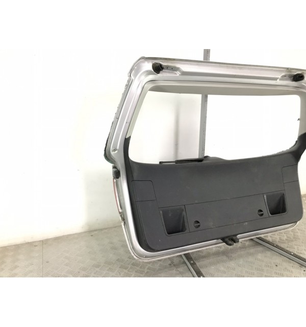 Крышка багажника бу для Volkswagen Passat B6 2.0 TDi,  2006 г.