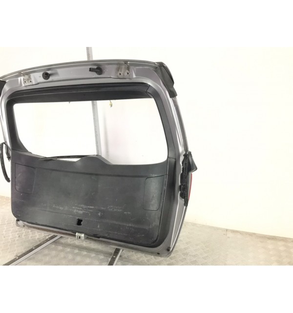 Крышка багажника бу для Subaru Outback  2.0 TD,  2011 г.