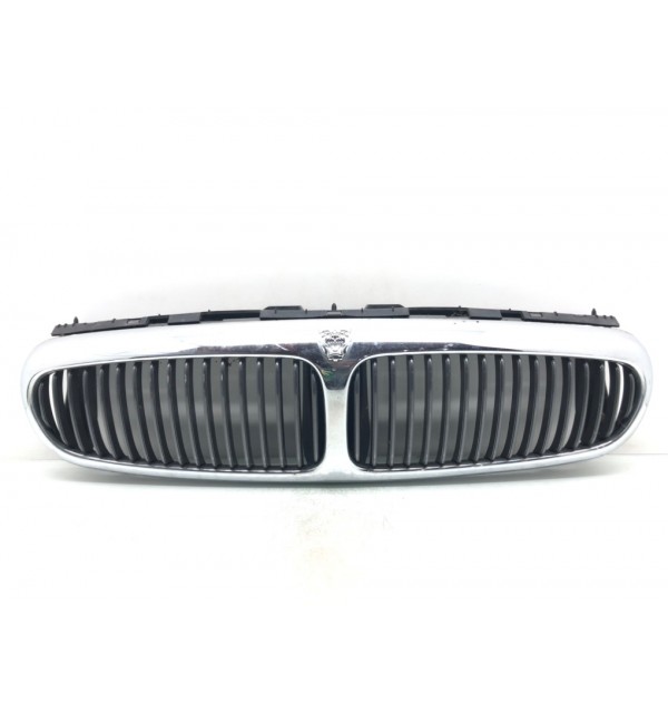 Решетка радиатора бу для Jaguar X-Type  2.5 i,  2007 г.