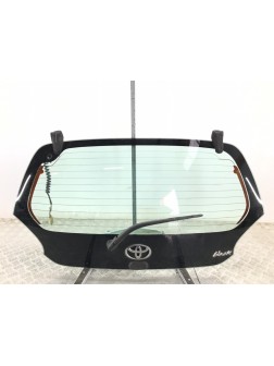 Стекло заднее бу для Toyota Aygo  1.0 i,  2006 г.
