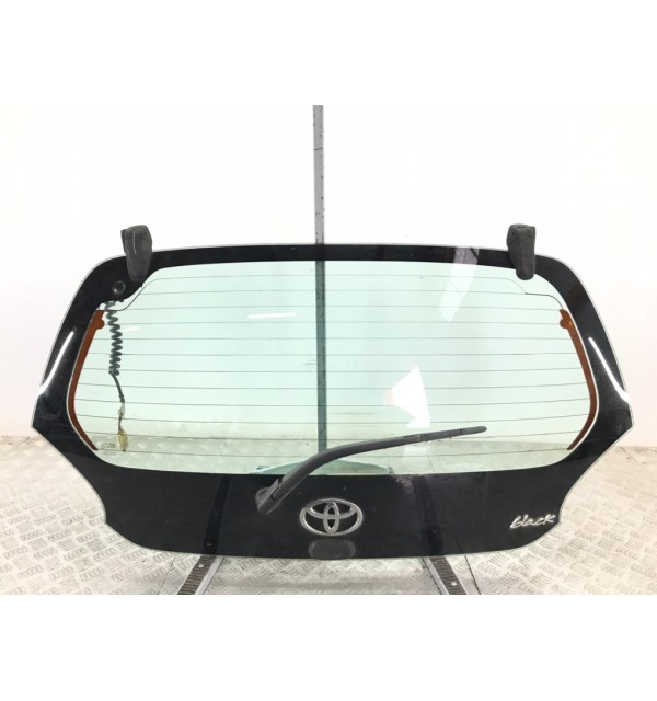 Стекло заднее бу для Toyota Aygo  1.0 i,  2006 г.