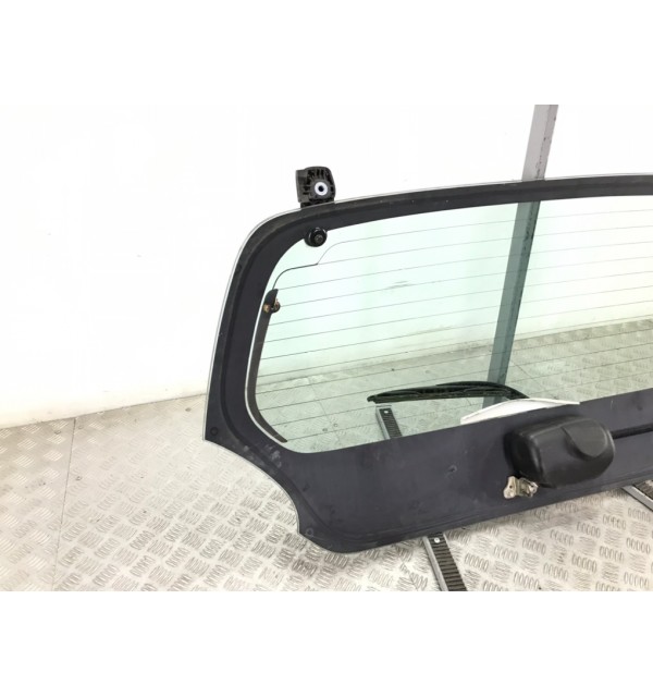 Стекло заднее бу для Toyota Aygo  1.0 i,  2006 г.