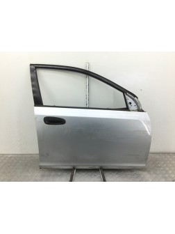 Дверь передняя правая бу для Honda Civic 7 1.4 i, 2002 г.