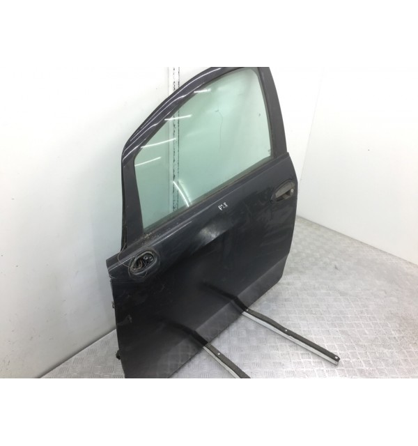 Дверь передняя левая бу для Fiat Punto 3 1.2 i,  2007 г.