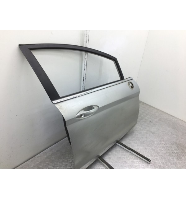 Дверь передняя правая бу для Ford Fiesta 6 1.4 TDCi,  2009 г.