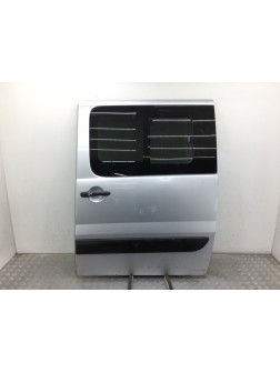 Дверь сдвижная левая бу для Peugeot Expert 2.0 HDi, 2011 г.