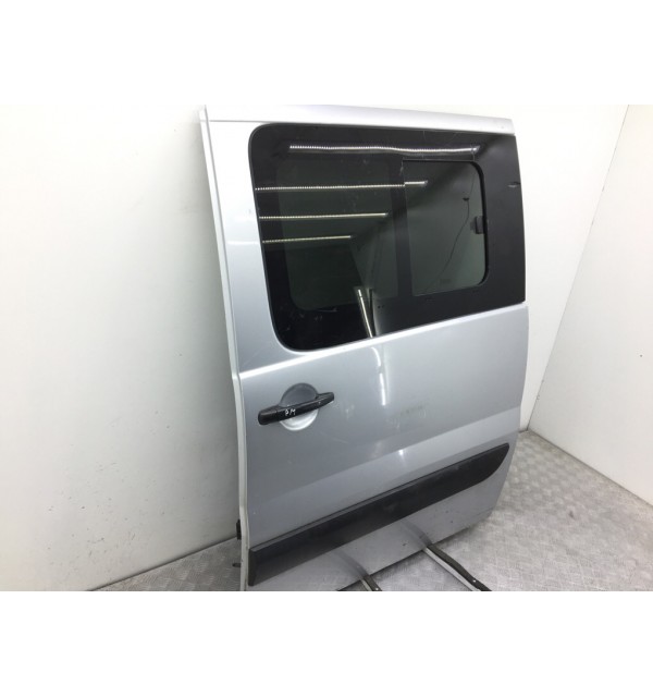 Дверь сдвижная левая бу для Peugeot Expert  2.0 HDi,  2011 г.