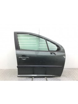 Дверь передняя правая бу для Peugeot 207 1.4 i, 2007 г.