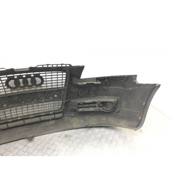 Бампер передний бу для Audi A3 8P 2.0 TDi,  2007 г.