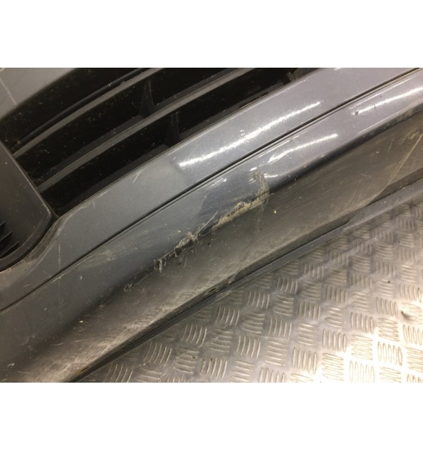 Бампер передний бу для Audi A3 8P 2.0 TDi,  2007 г.