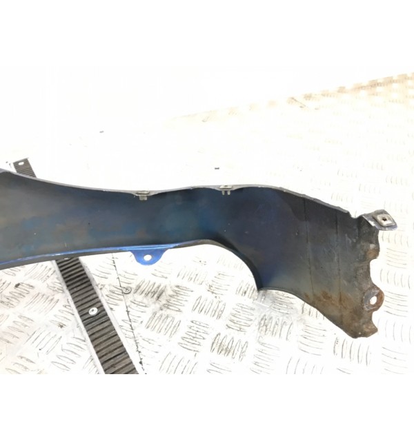 Крыло переднее левое бу для Honda Civic 7 1.4 i,  2002 г.