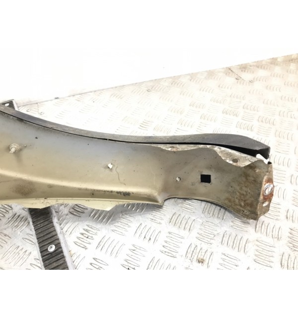 Крыло переднее левое бу для Citroen C3  1.4 HDi,  2005 г.
