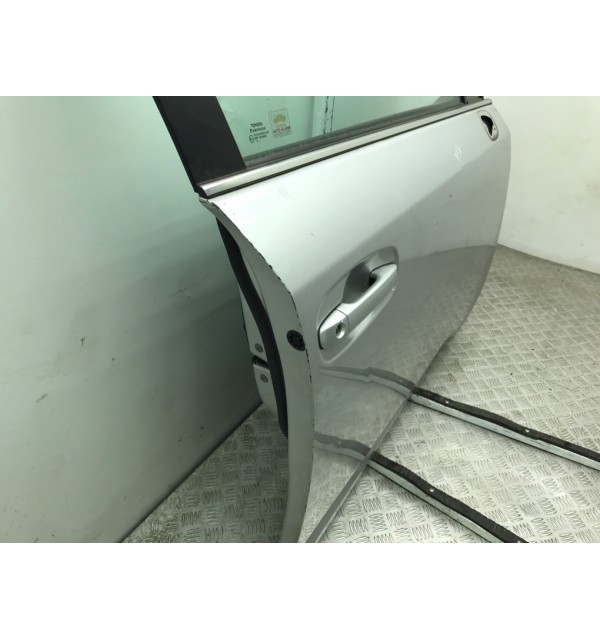 Дверь передняя правая бу для Toyota Avensis 3 2.0 D-4D,  2008 г.