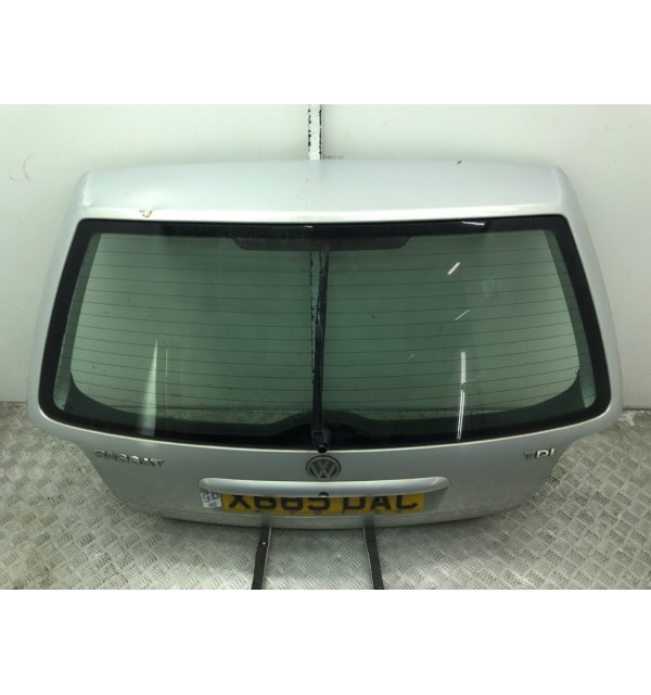 Крышка багажника бу для Volkswagen Passat B5 1.9 TDI,  2000 г.