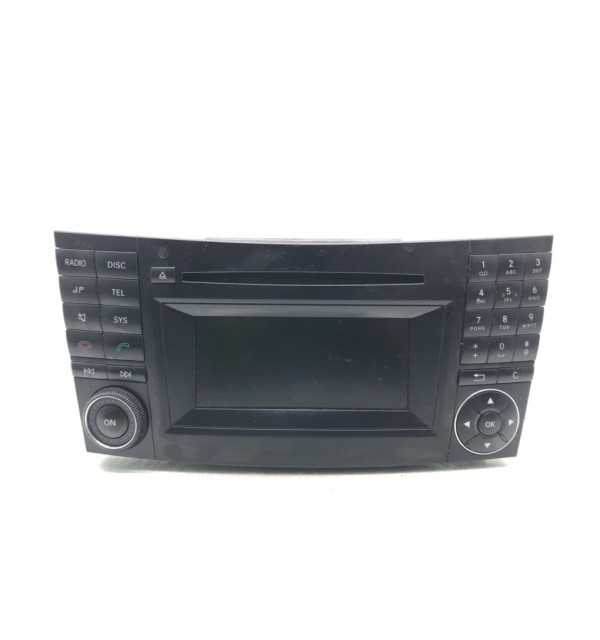 Магнитола бу для Mercedes E W211 2.2 CDi,  2009 г.