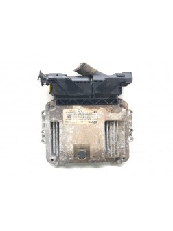 Блок управления двигателем бу для Opel Astra H 1.7 CDTi, 2007 г.