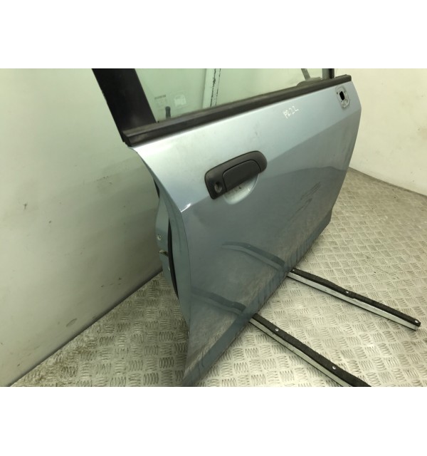 Дверь передняя правая бу для Honda Jazz  1.2 i,  2006 г.