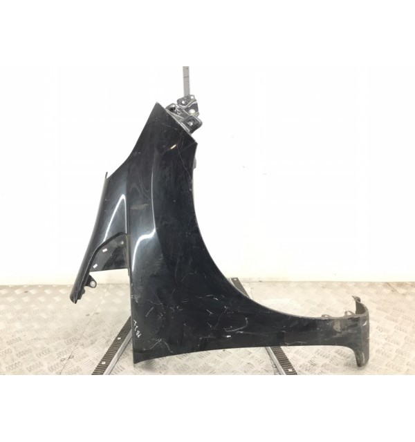 Крыло переднее правое бу для Honda Jazz 2 1.3 i,  2013 г.
