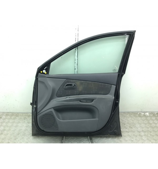 Дверь передняя правая бу для Kia Rio 2 1.5 CRDi,  2008 г.