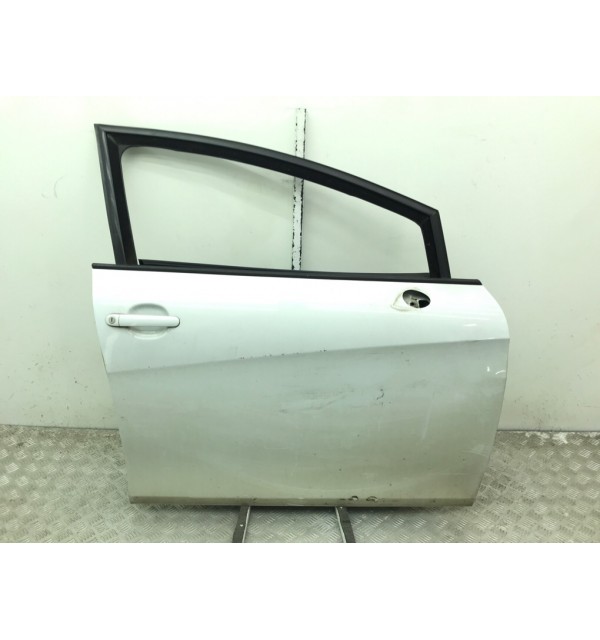 Дверь передняя правая бу для Seat Leon  1.6 TDi,  2012 г.