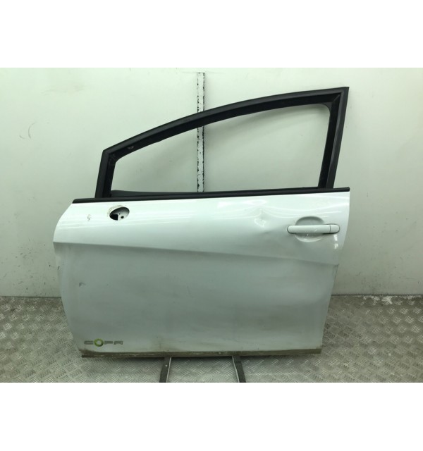 Дверь передняя левая бу для Seat Leon  1.6 TDi,  2012 г.