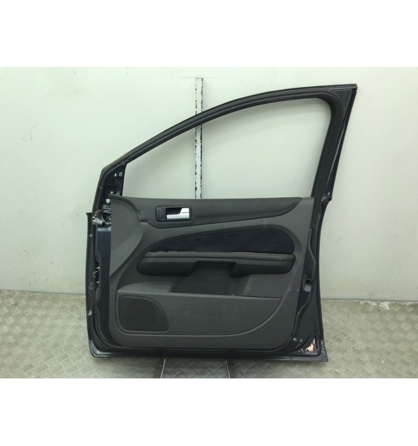 Дверь передняя правая бу для Ford Focus 2 1.6 i,  2006 г.
