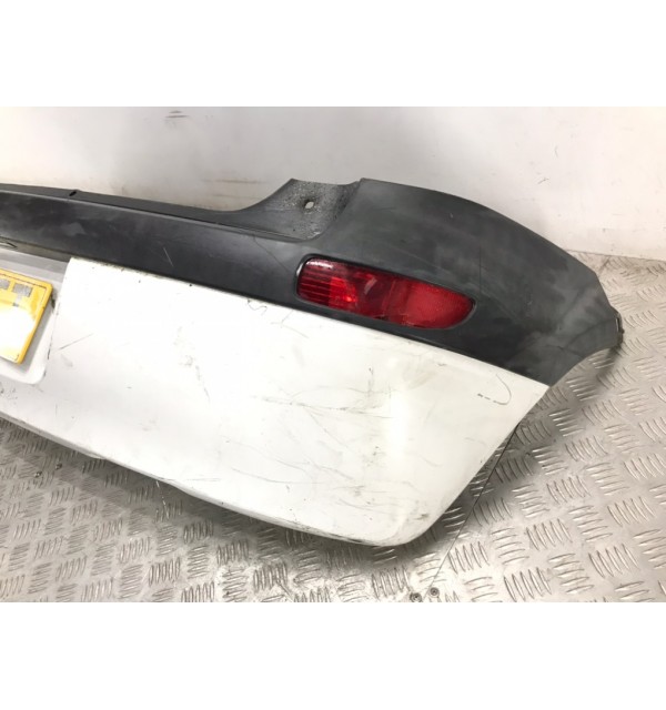 Бампер задний бу для Opel Corsa C 1.0 i,  2003 г.