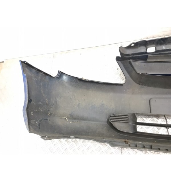Бампер передний бу для Honda Civic 7 1.4 i,  2002 г.