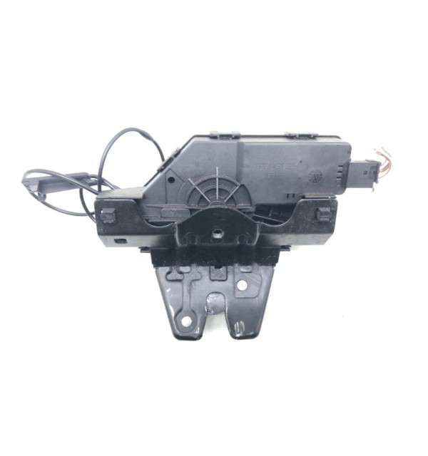 Замок багажника бу для BMW 1 E87/E81/E82/E88 2.0 i,  2007 г.