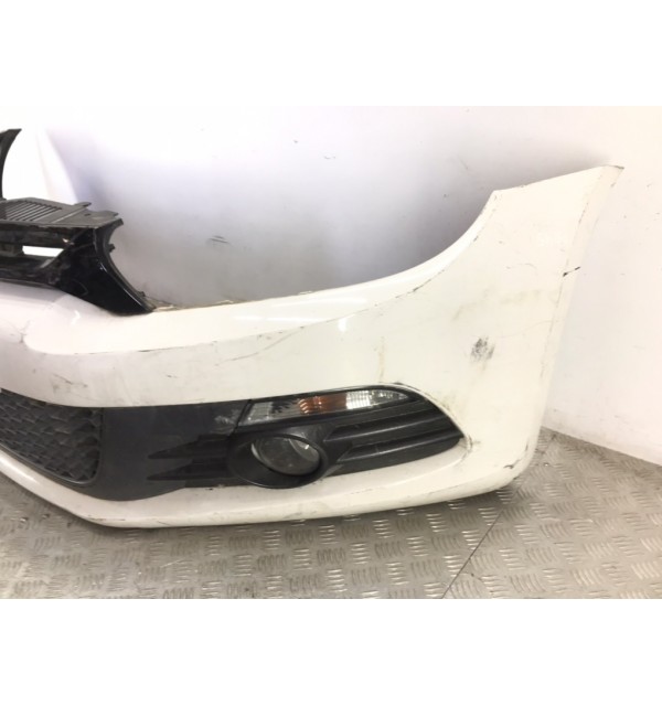 Бампер передний бу для Volkswagen Scirocco  2.0 TFSI,  2009 г.