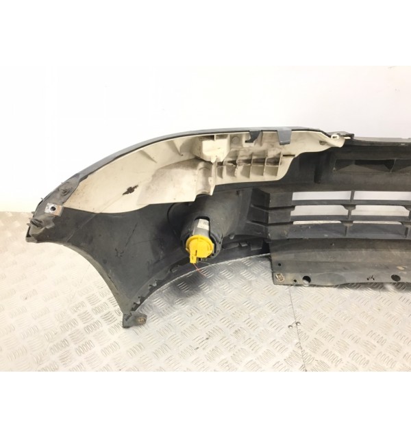 Бампер передний бу для Citroen C3  1.4 HDi,  2005 г.