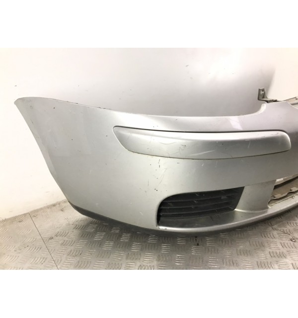 Бампер передний бу для Volkswagen Golf 5 1.9 TDi,  2006 г.