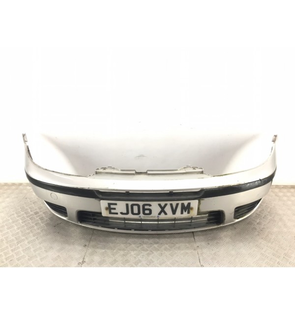 Бампер передний бу для Fiat Punto 2 1.2 i,  2006 г.