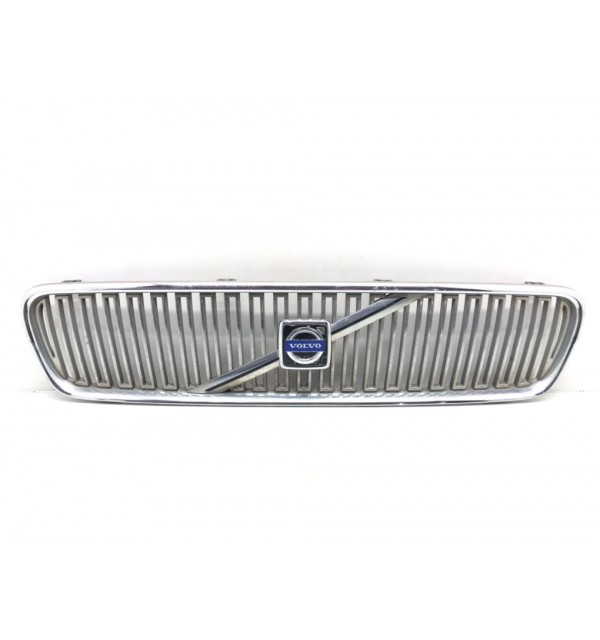 Решетка радиатора бу для Volvo V50  2.4 i,  2007 г.