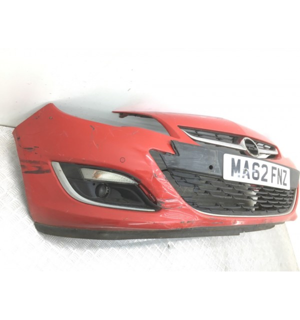 Бампер передний бу для Opel Astra J 1.6 i,  2012 г.