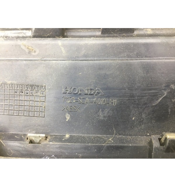 Решетка радиатора бу для Honda CR-V  2.2 CTDi,  2005 г.