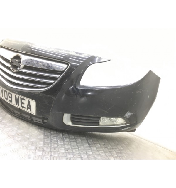 Бампер передний бу для Opel Insignia  1.8 i,  2009 г.