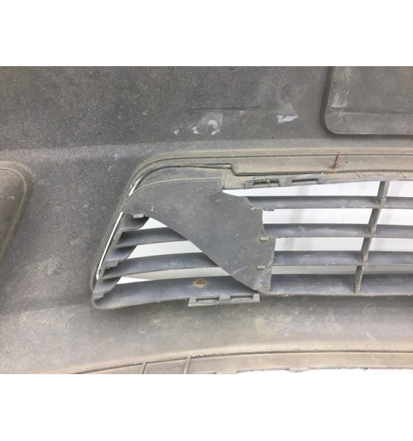 Бампер передний бу для Ford Fiesta 5 1.4 i,  2003 г.