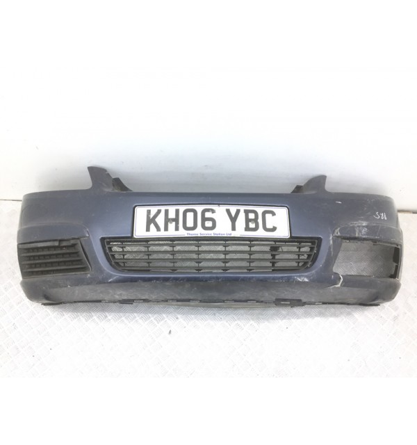 Бампер передний бу для Opel Zafira B 1.6 i,  2006 г.