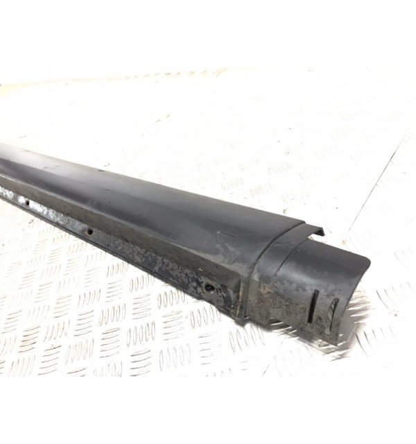 Накладка на порог бу для Citroen C3  1.4 HDi,  2005 г.