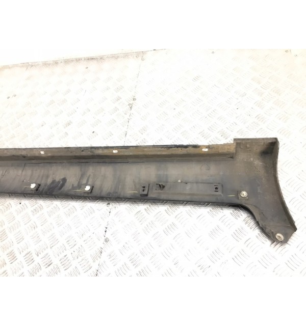 Накладка на порог бу для Citroen C3  1.4 HDi,  2005 г.