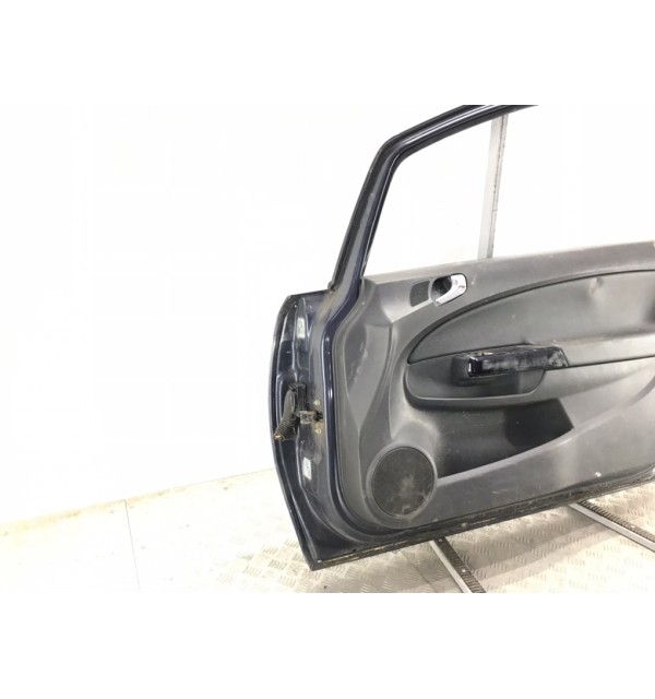 Дверь передняя правая бу для Opel Corsa D 1.2 i,  2008 г.