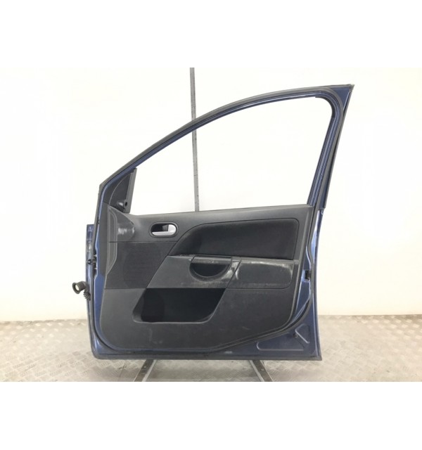 Дверь передняя правая бу для Ford Fiesta 5 1.4 TDCi,  2006 г.